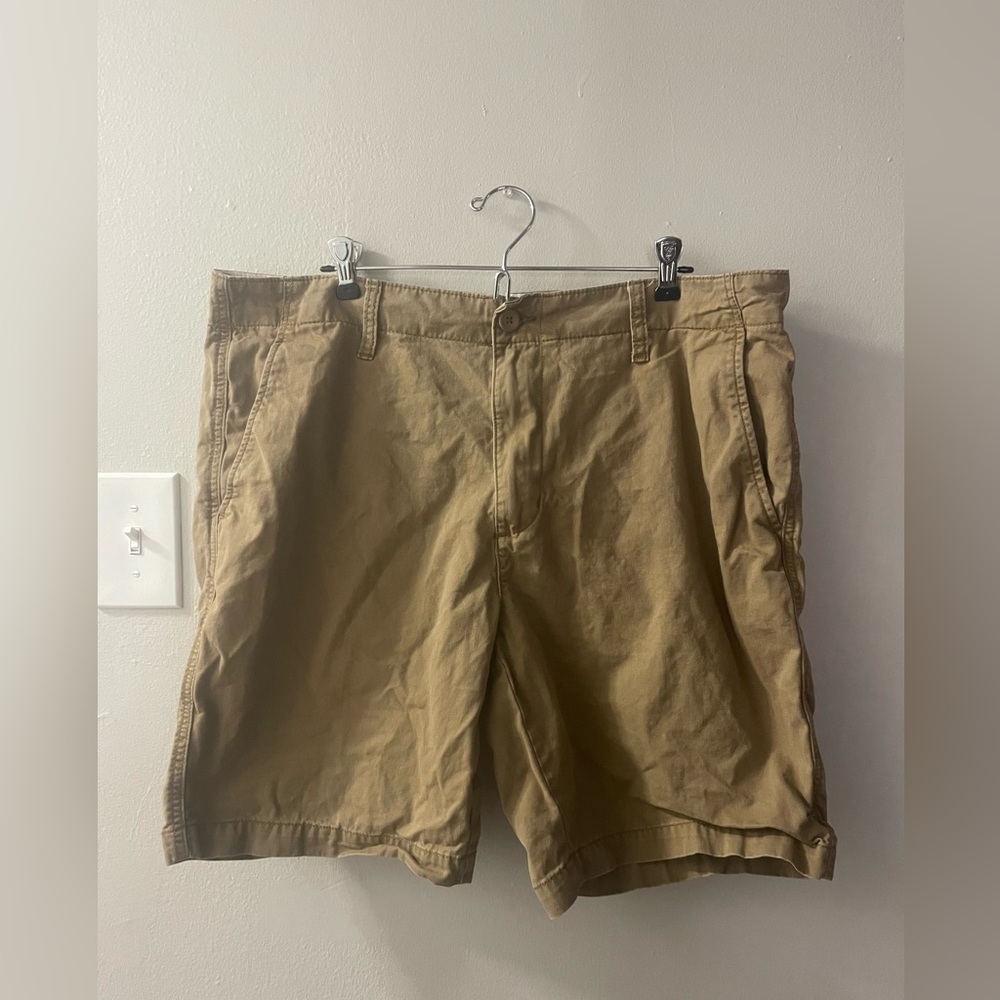Men’s size 38 Lived in Straight Khaki Shorts by Old Navy Tote11